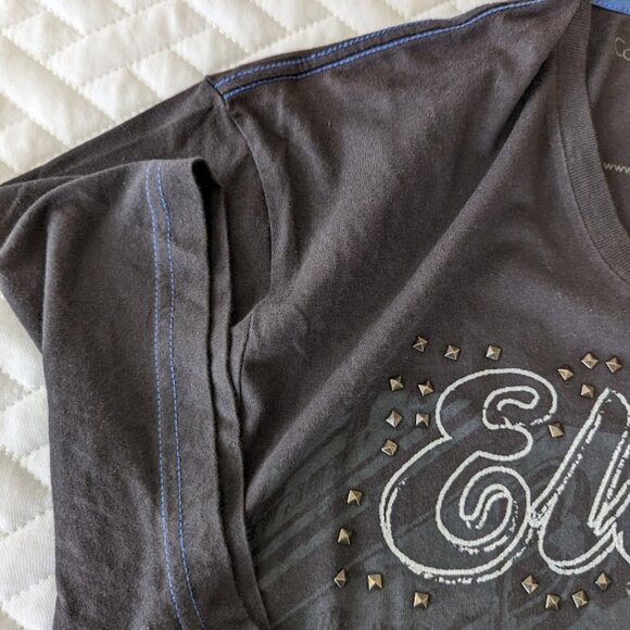 Retro Calvin Klein V-Neck T-Shirt   Men's XL - Picture 5 of 9